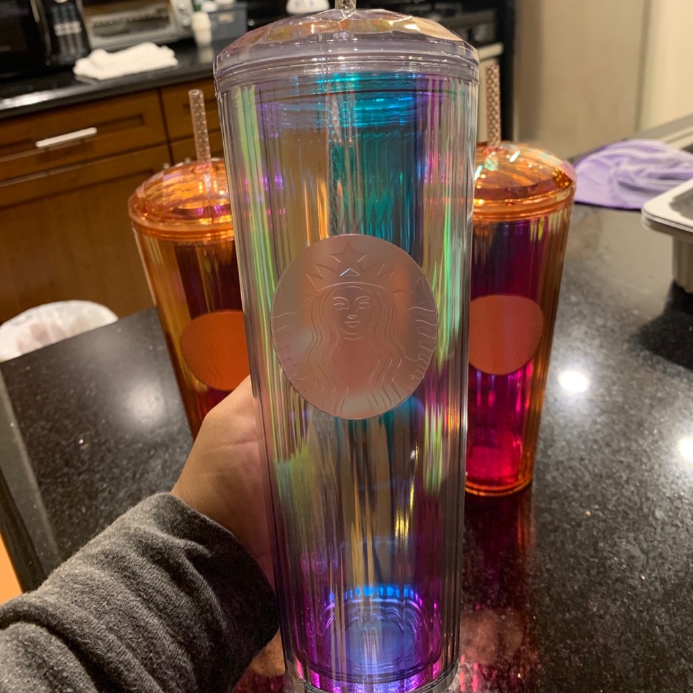 Starbucks cup - Picture 3 of 6